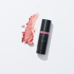 Мультифункциональный стик для лица Mad One 3-in-1 face stick eyes + lips + cheeks, dusty rose — изображение 3
